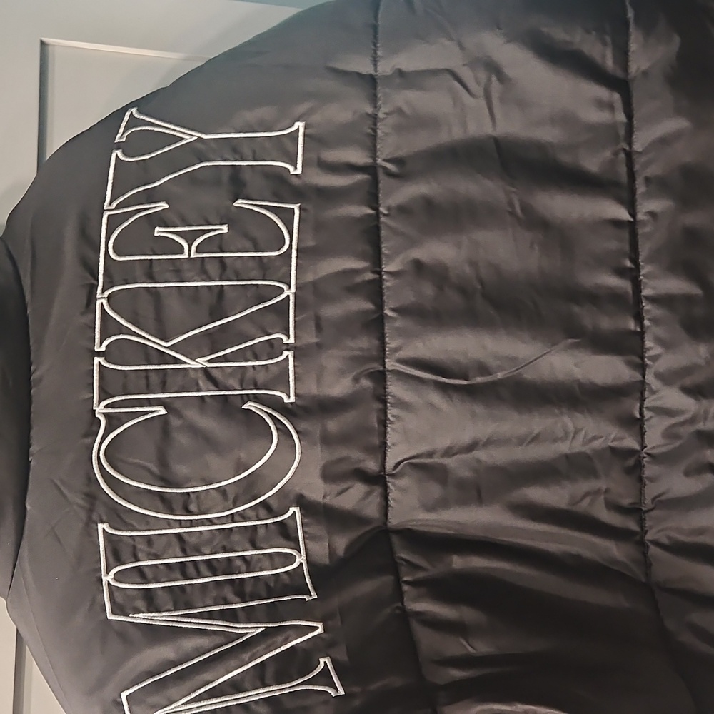 Disney juniors Black Puffer Jacket - Picture 4 of 5